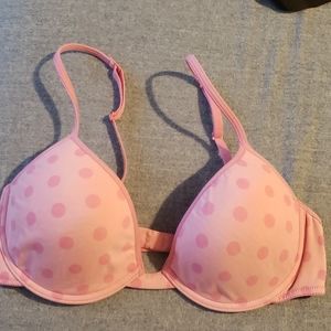 Pink Victoria's secret bra